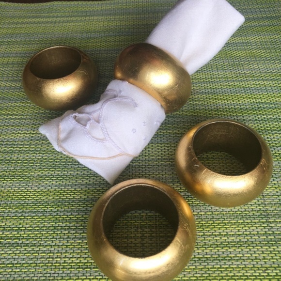 Gold Wooden Napkins Rings / Set of 4 - Picture 4 of 4